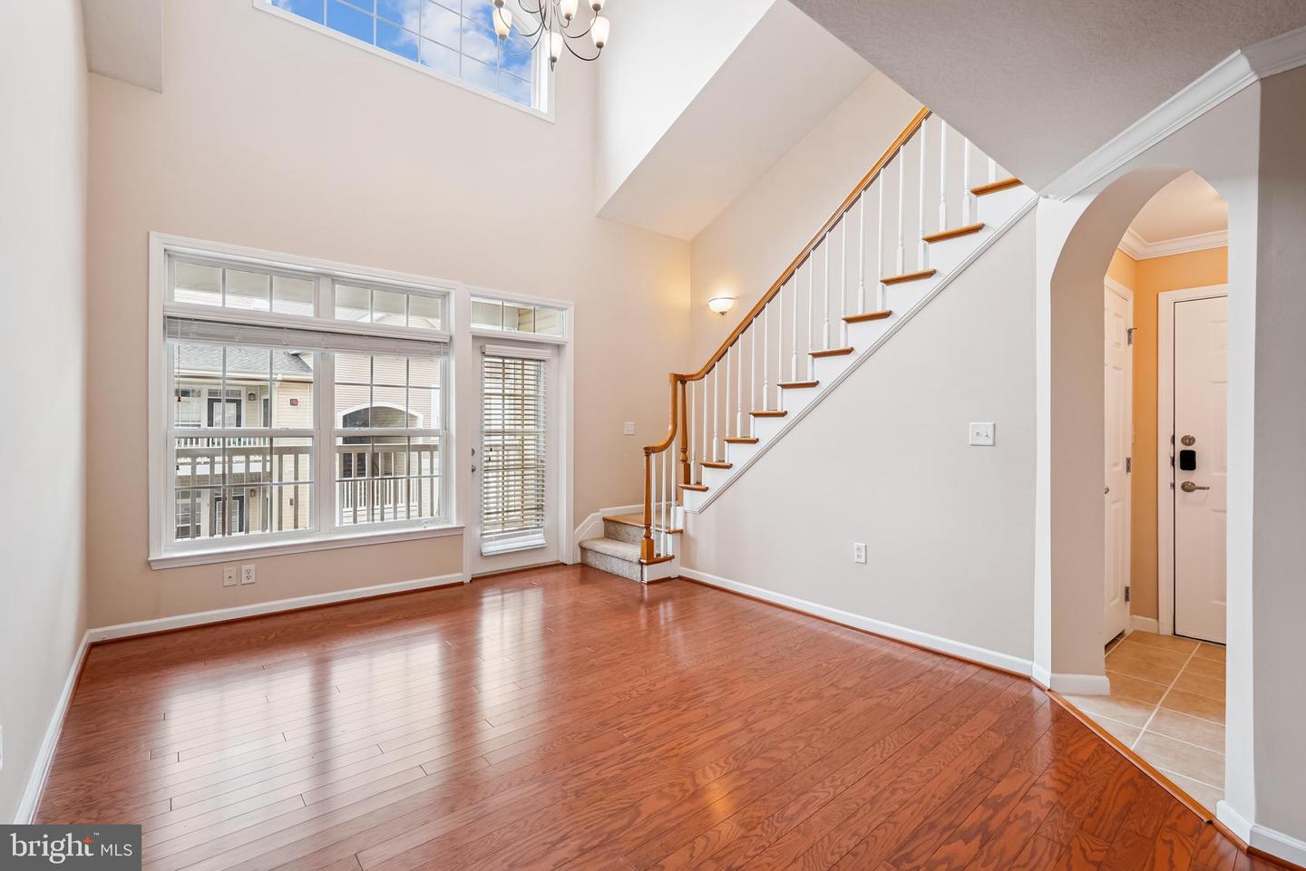 508 SUNSET VIEW TER SE #407, LEESBURG, Virginia 20175, 1 Bedroom Bedrooms, ,1 BathroomBathrooms,Residential,For sale,508 SUNSET VIEW TER SE #407,VALO2105010 MLS # VALO2105010