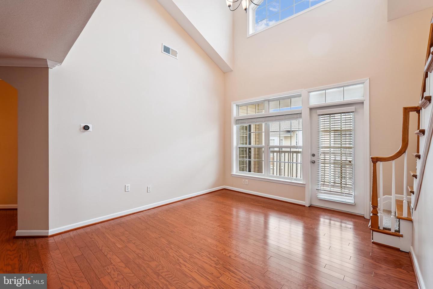 508 SUNSET VIEW TER SE #407, LEESBURG, Virginia 20175, 1 Bedroom Bedrooms, ,1 BathroomBathrooms,Residential,For sale,508 SUNSET VIEW TER SE #407,VALO2105010 MLS # VALO2105010