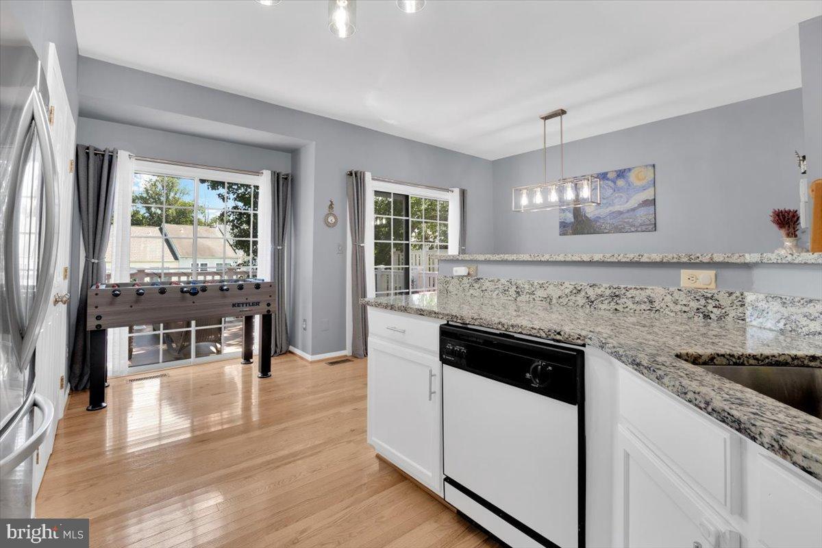 11639 RUMFORD CT, WOODBRIDGE, Virginia 22192, 3 Bedrooms Bedrooms, ,3 BathroomsBathrooms,Residential,For sale,11639 RUMFORD CT,VAPW2102256 MLS # VAPW2102256