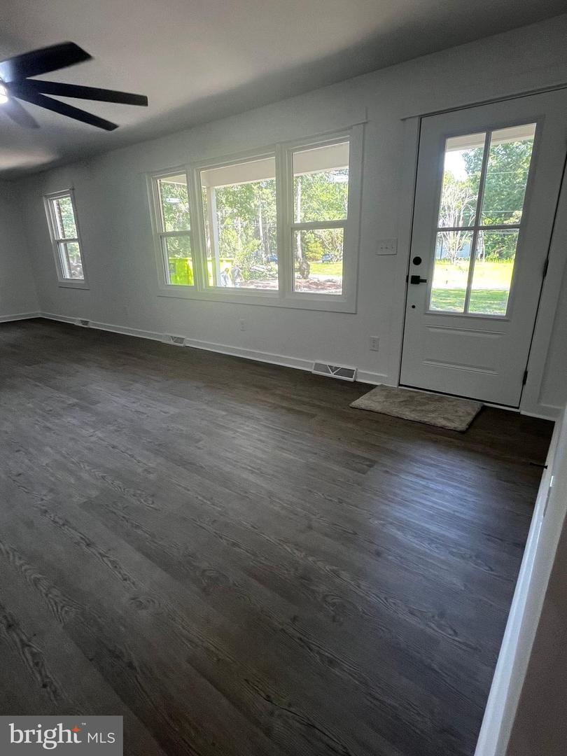 716 OLD WAGNER RD, PETERSBURG, Virginia 23805, 3 Bedrooms Bedrooms, ,2 BathroomsBathrooms,Residential,For sale,716 OLD WAGNER RD,VAPC2000138 MLS # VAPC2000138