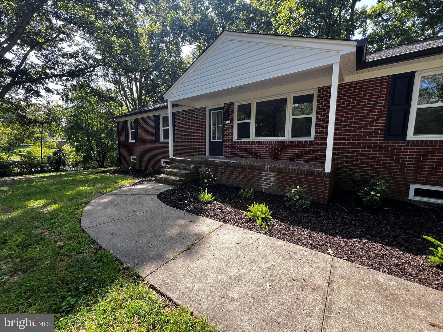 716 OLD WAGNER RD, PETERSBURG, Virginia 23805, 3 Bedrooms Bedrooms, ,2 BathroomsBathrooms,Residential,For sale,716 OLD WAGNER RD,VAPC2000138 MLS # VAPC2000138
