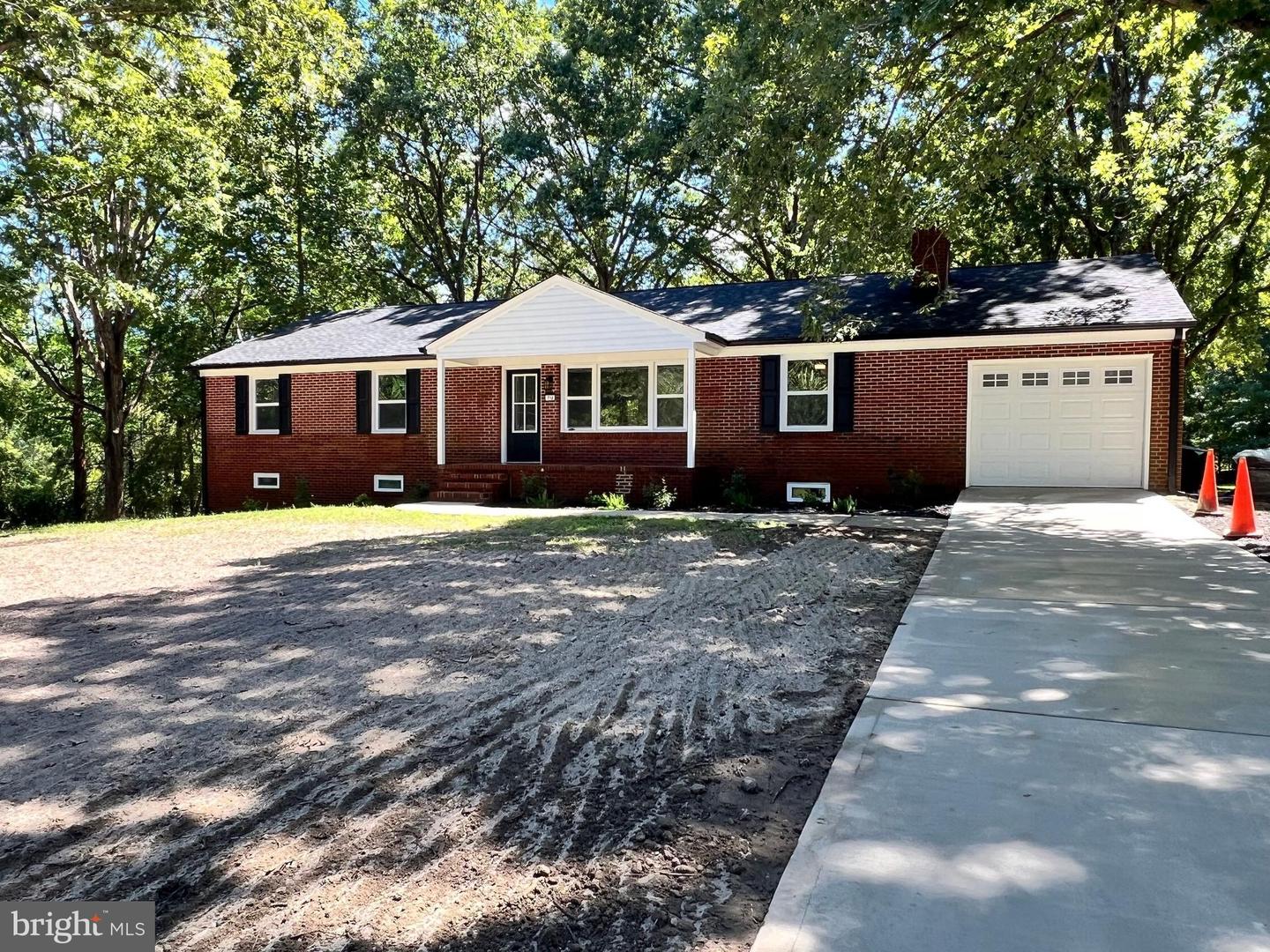 716 OLD WAGNER RD, PETERSBURG, Virginia 23805, 3 Bedrooms Bedrooms, ,2 BathroomsBathrooms,Residential,For sale,716 OLD WAGNER RD,VAPC2000138 MLS # VAPC2000138