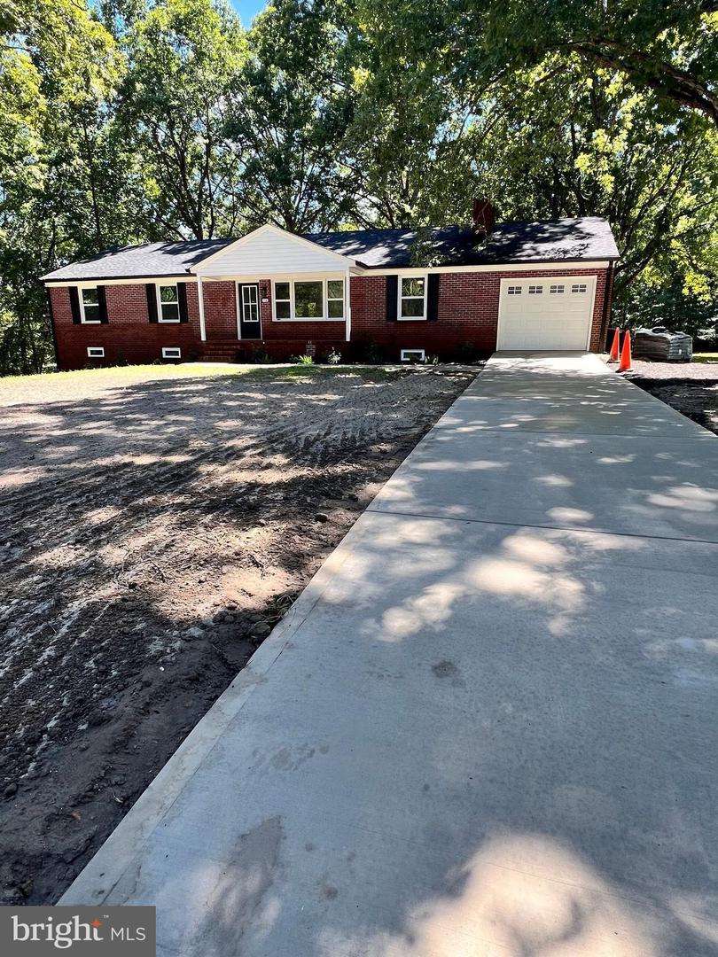 716 OLD WAGNER RD, PETERSBURG, Virginia 23805, 3 Bedrooms Bedrooms, ,2 BathroomsBathrooms,Residential,For sale,716 OLD WAGNER RD,VAPC2000138 MLS # VAPC2000138
