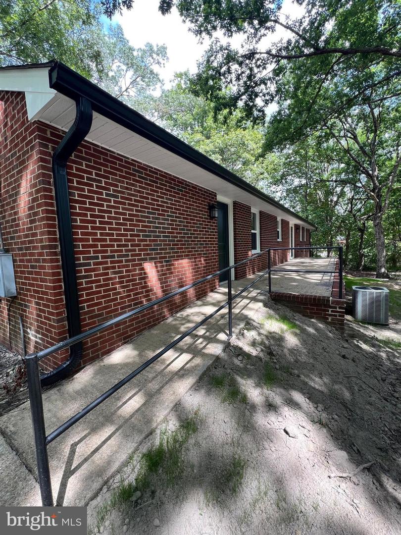 716 OLD WAGNER RD, PETERSBURG, Virginia 23805, 3 Bedrooms Bedrooms, ,2 BathroomsBathrooms,Residential,For sale,716 OLD WAGNER RD,VAPC2000138 MLS # VAPC2000138