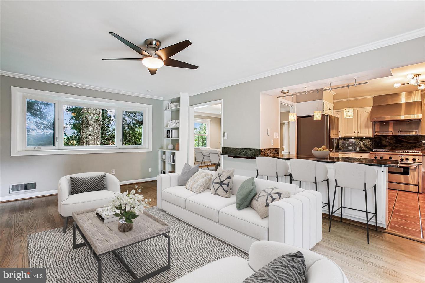 2322 S PIERCE ST S, ARLINGTON, Virginia 22202, 5 Bedrooms Bedrooms, ,3 BathroomsBathrooms,Residential,For sale,2322 S PIERCE ST S,VAAR2062738 MLS # VAAR2062738