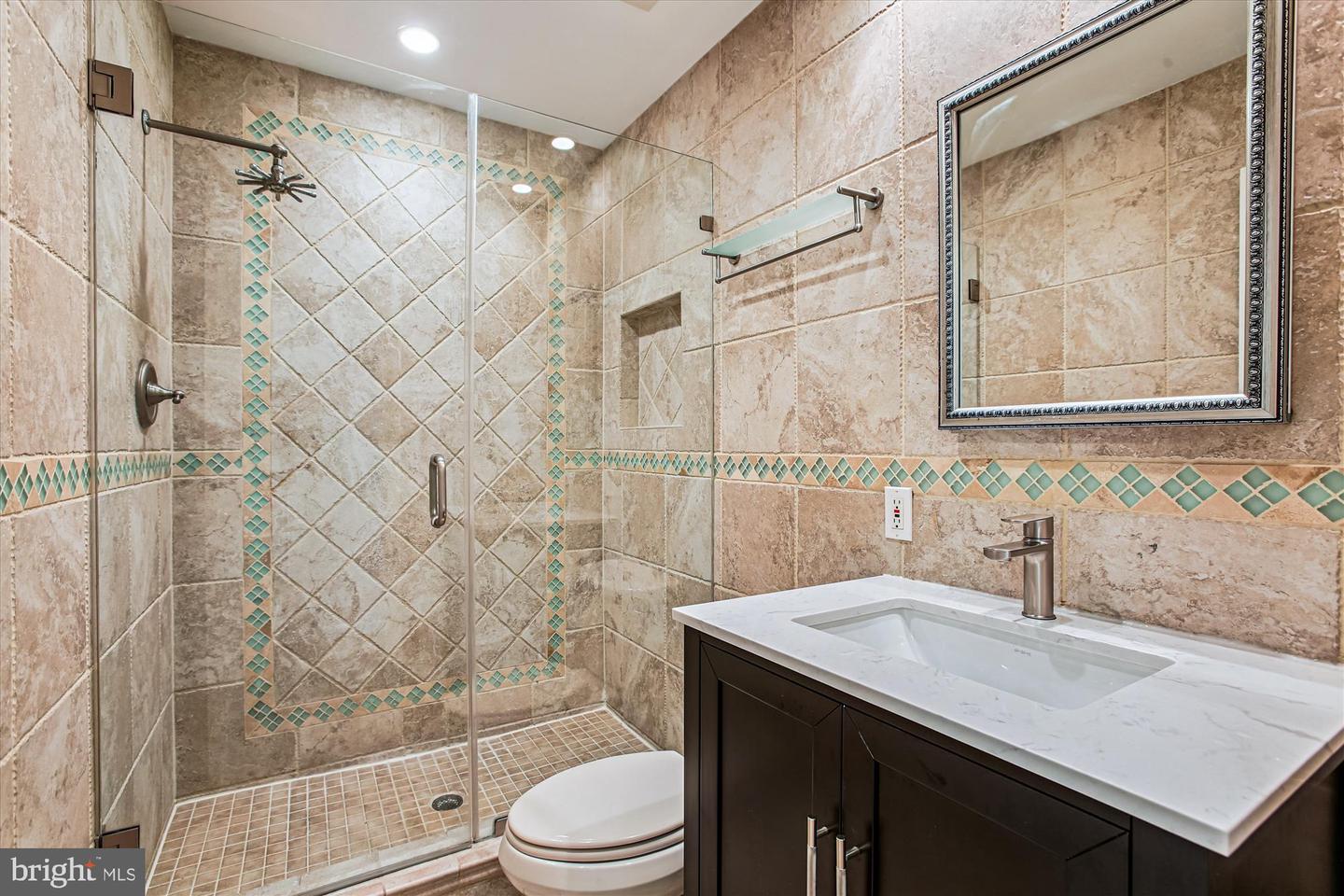 2322 S PIERCE ST S, ARLINGTON, Virginia 22202, 5 Bedrooms Bedrooms, ,3 BathroomsBathrooms,Residential,For sale,2322 S PIERCE ST S,VAAR2062738 MLS # VAAR2062738