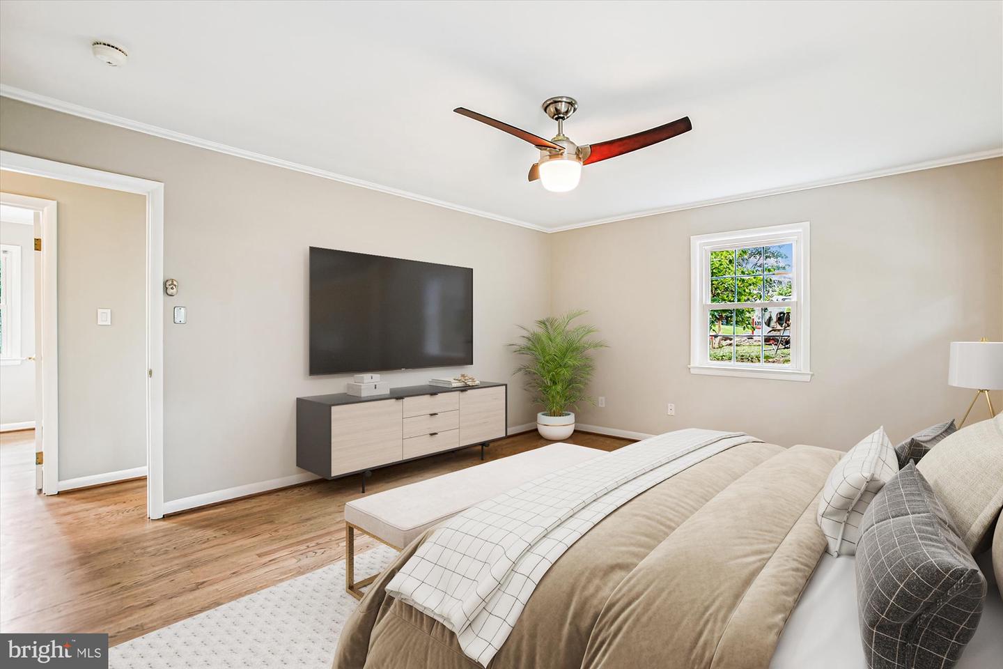 2322 S PIERCE ST S, ARLINGTON, Virginia 22202, 5 Bedrooms Bedrooms, ,3 BathroomsBathrooms,Residential,For sale,2322 S PIERCE ST S,VAAR2062738 MLS # VAAR2062738