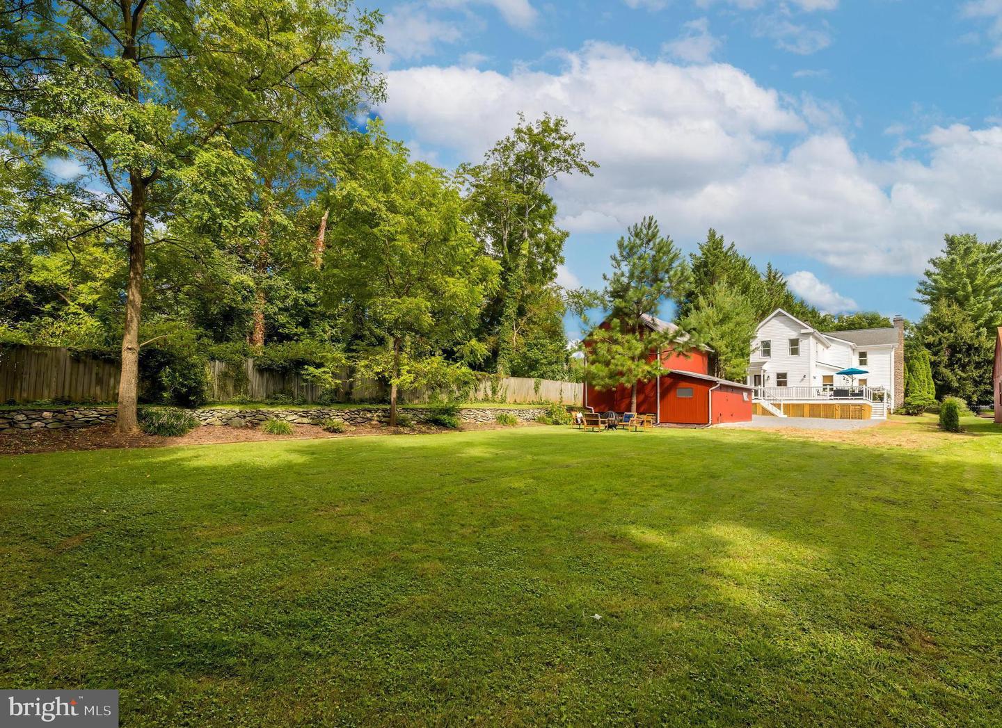 7 E LOUDOUN ST, ROUND HILL, Virginia 20141, 4 Bedrooms Bedrooms, ,3 BathroomsBathrooms,Residential,For sale,7 E LOUDOUN ST,VALO2105378 MLS # VALO2105378