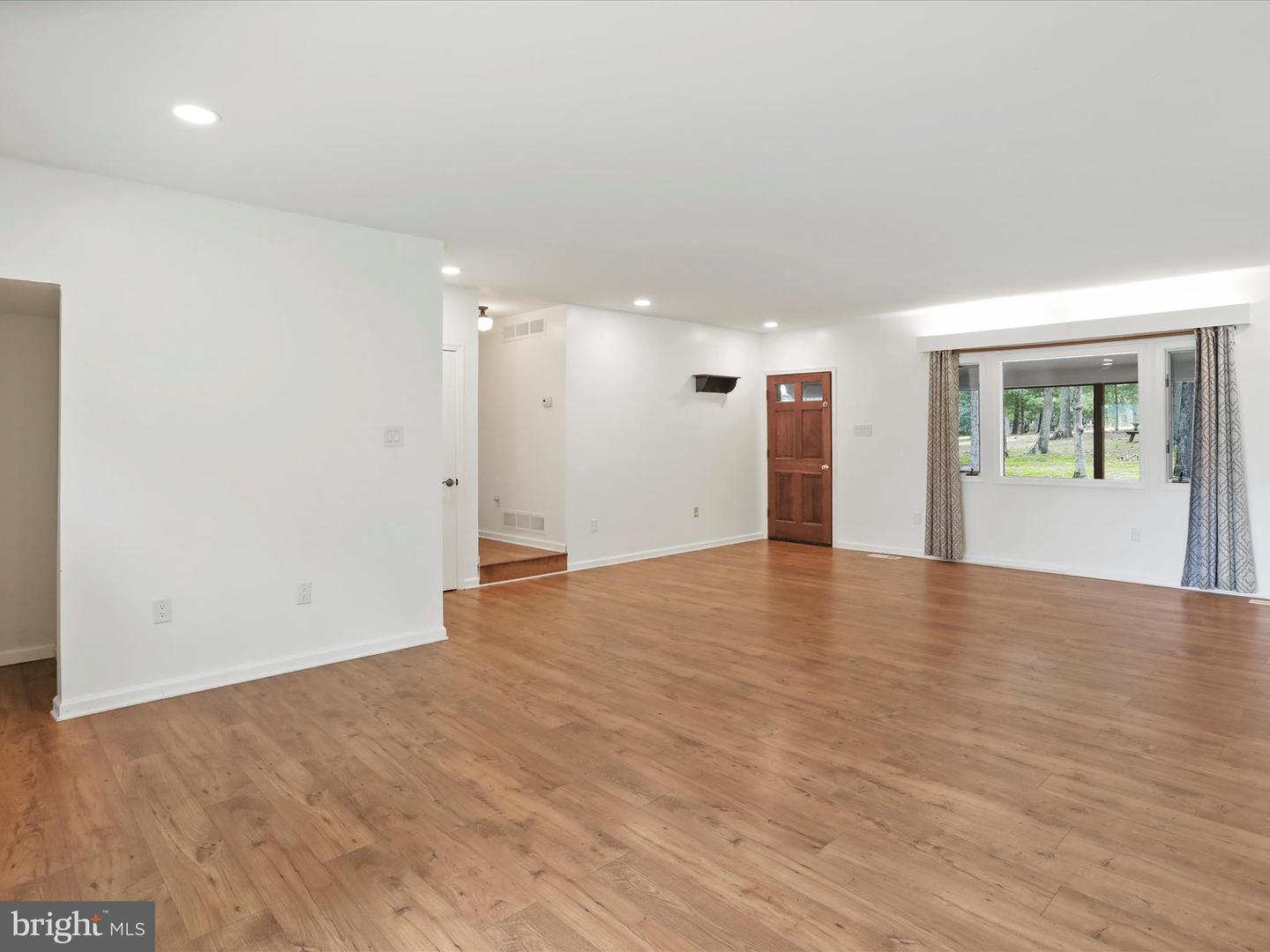 3782 WARDENSVILLE GRADE, WINCHESTER, Virginia 22602, 5 Bedrooms Bedrooms, ,4 BathroomsBathrooms,Residential,For sale,3782 WARDENSVILLE GRADE,VAFV2036412 MLS # VAFV2036412