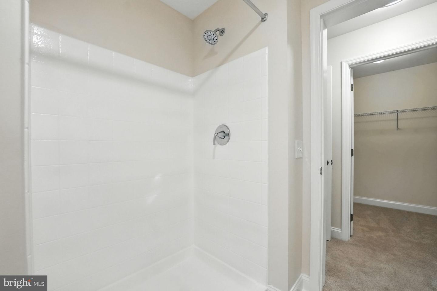 2134 S LOWELL ST, ARLINGTON, Virginia 22204, 5 Bedrooms Bedrooms, 9 Rooms Rooms,3 BathroomsBathrooms,Residential,For sale,2134 S LOWELL ST,VAAR2062772 MLS # VAAR2062772