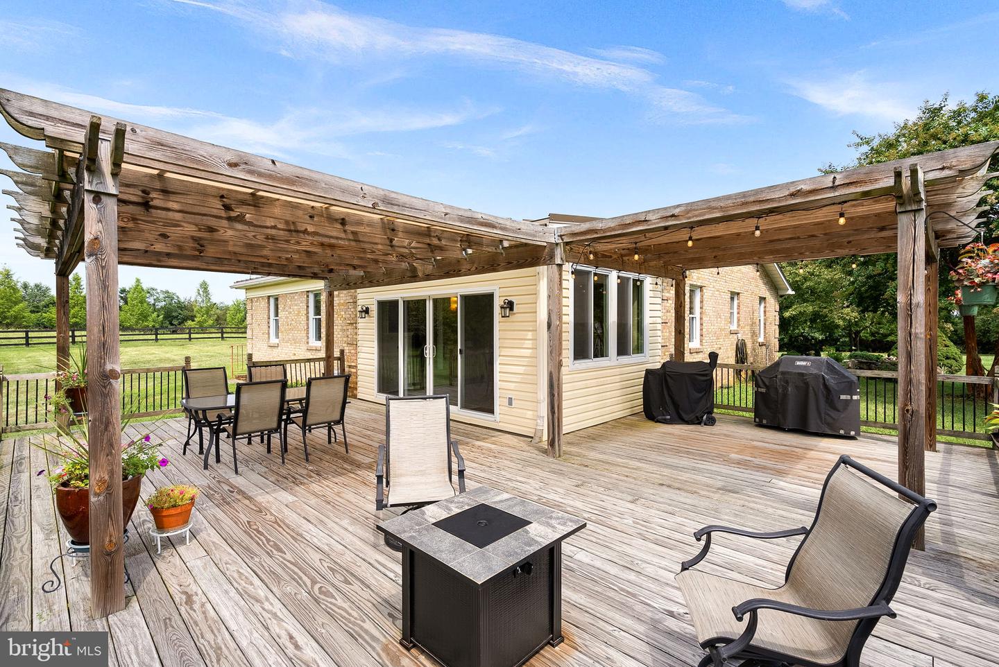 12821 MILLTOWN RD, LOVETTSVILLE, Virginia 20180, 3 Bedrooms Bedrooms, ,2 BathroomsBathrooms,Residential,For sale,12821 MILLTOWN RD,VALO2105436 MLS # VALO2105436