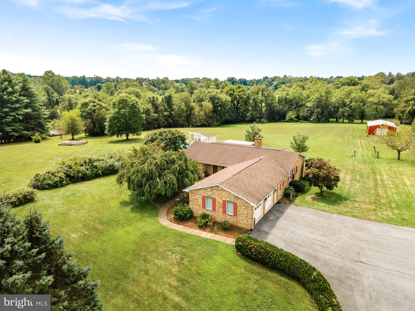 12821 MILLTOWN RD, LOVETTSVILLE, Virginia 20180, 3 Bedrooms Bedrooms, ,2 BathroomsBathrooms,Residential,For sale,12821 MILLTOWN RD,VALO2105436 MLS # VALO2105436