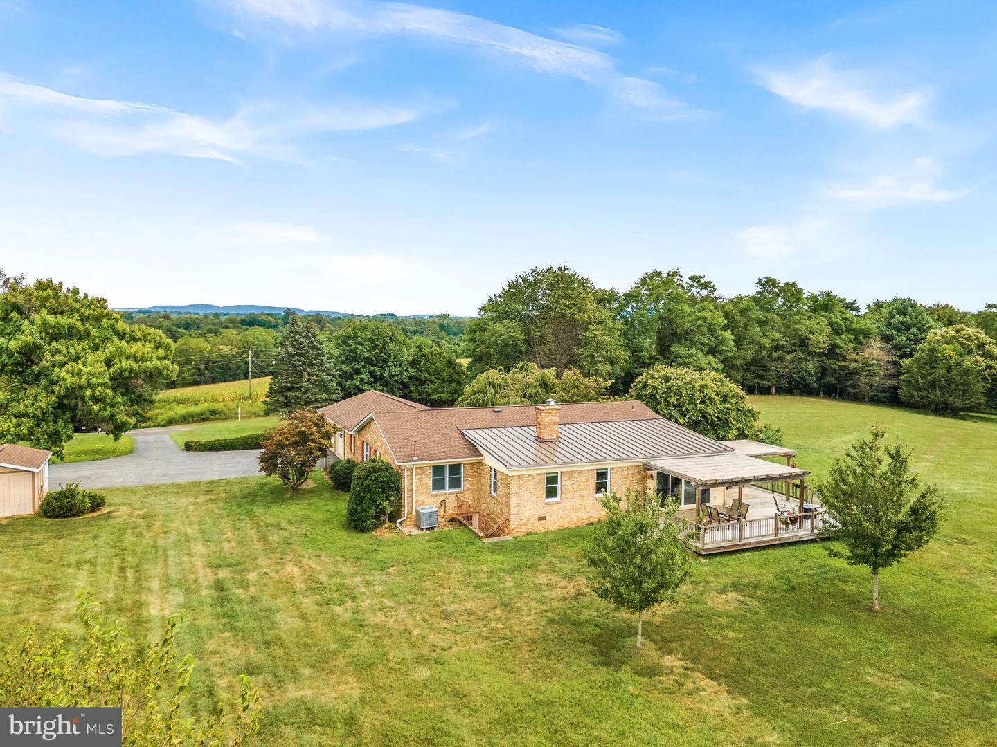 12821 MILLTOWN RD, LOVETTSVILLE, Virginia 20180, 3 Bedrooms Bedrooms, ,2 BathroomsBathrooms,Residential,For sale,12821 MILLTOWN RD,VALO2105436 MLS # VALO2105436