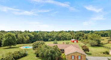 12821 MILLTOWN RD, LOVETTSVILLE, Virginia 20180, 3 Bedrooms Bedrooms, ,2 BathroomsBathrooms,Residential,For sale,12821 MILLTOWN RD,VALO2105436 MLS # VALO2105436