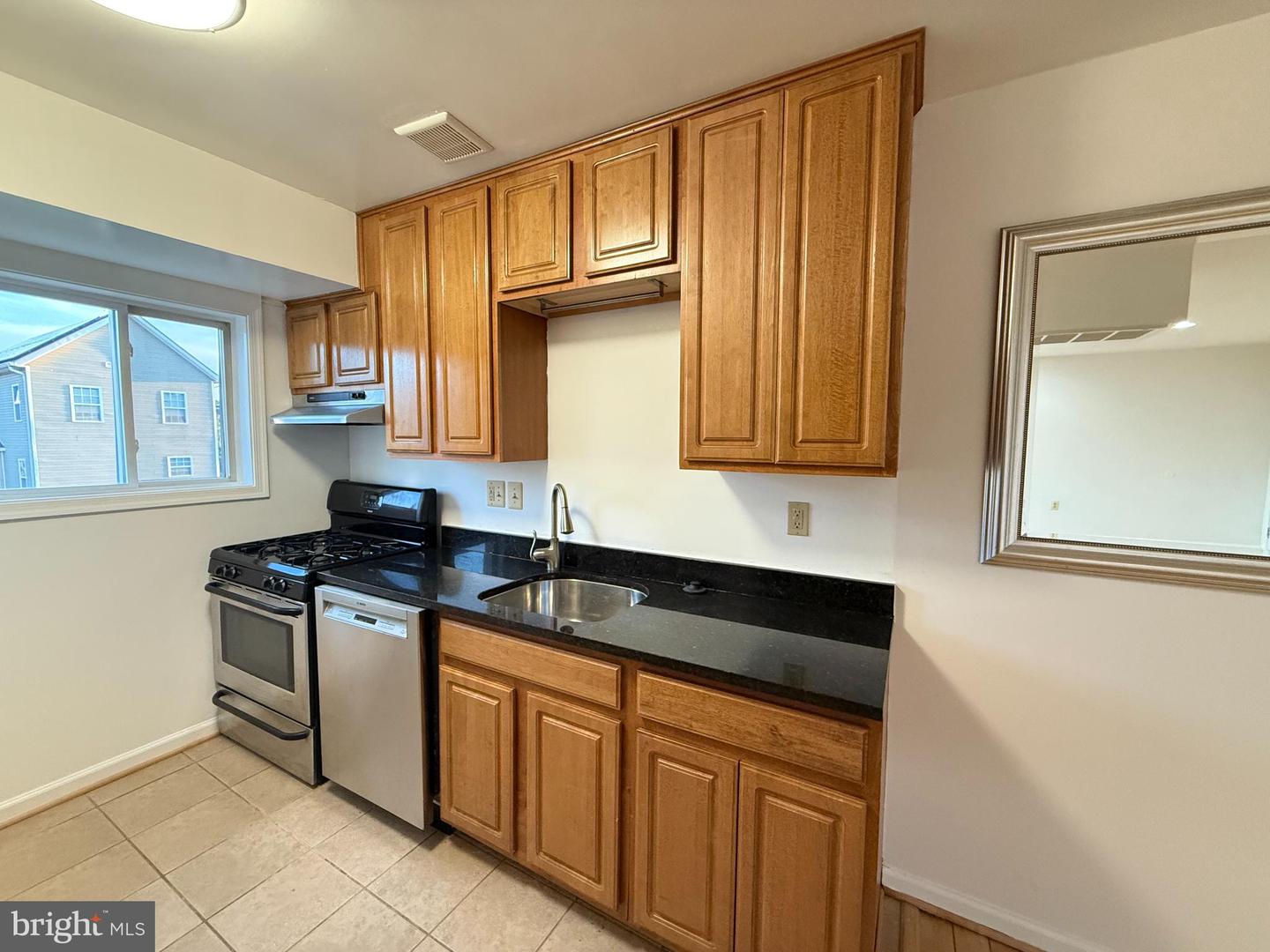 5009 D ST SE #303, WASHINGTON, District Of Columbia 20019, 2 Bedrooms Bedrooms, ,1 BathroomBathrooms,Residential,For sale,5009 D ST SE #303,DCDC2216984 MLS # DCDC2216984
