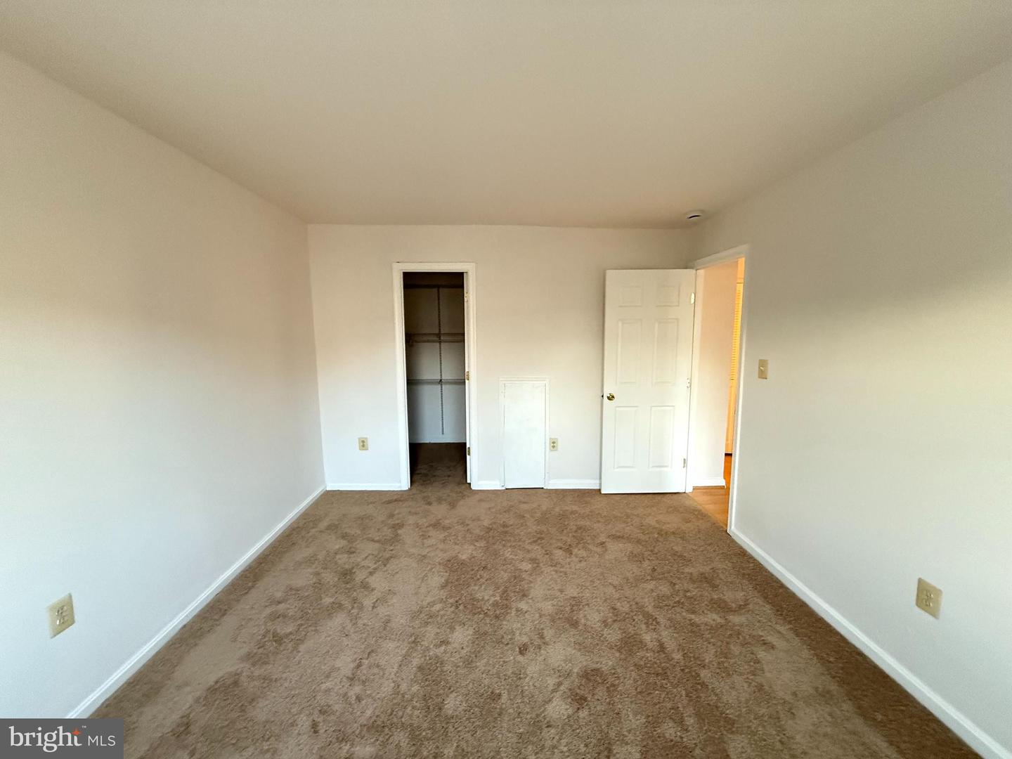 5009 D ST SE #303, WASHINGTON, District Of Columbia 20019, 2 Bedrooms Bedrooms, ,1 BathroomBathrooms,Residential,For sale,5009 D ST SE #303,DCDC2216984 MLS # DCDC2216984