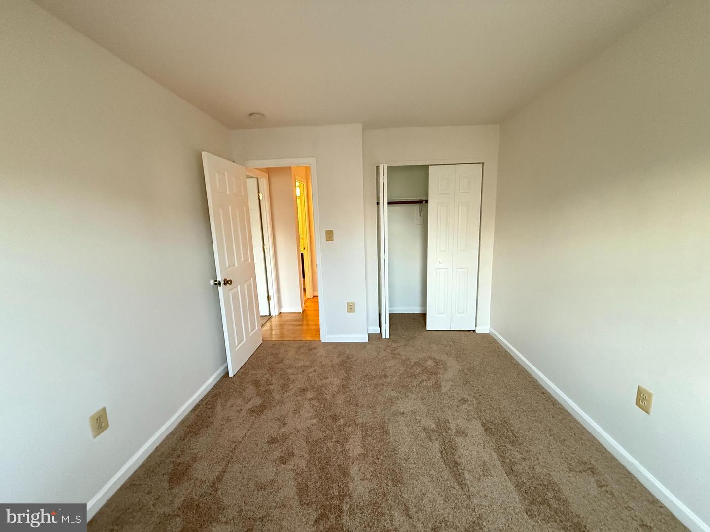 5009 D ST SE #303, WASHINGTON, District Of Columbia 20019, 2 Bedrooms Bedrooms, ,1 BathroomBathrooms,Residential,For sale,5009 D ST SE #303,DCDC2216984 MLS # DCDC2216984