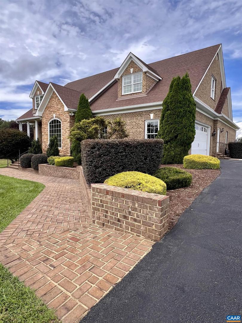 126 GOLF COURSE TRL, AMHERST, Virginia 24521, 5 Bedrooms Bedrooms, ,5 BathroomsBathrooms,Residential,For sale,126 GOLF COURSE TRL,668293 MLS # 668293