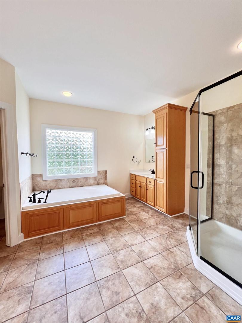 126 GOLF COURSE TRL, AMHERST, Virginia 24521, 5 Bedrooms Bedrooms, ,5 BathroomsBathrooms,Residential,For sale,126 GOLF COURSE TRL,668293 MLS # 668293