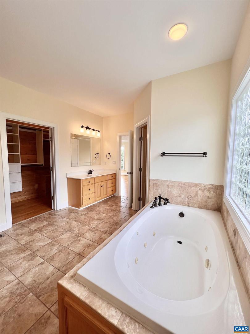 126 GOLF COURSE TRL, AMHERST, Virginia 24521, 5 Bedrooms Bedrooms, ,5 BathroomsBathrooms,Residential,For sale,126 GOLF COURSE TRL,668293 MLS # 668293