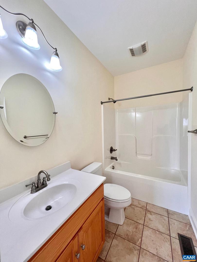 126 GOLF COURSE TRL, AMHERST, Virginia 24521, 5 Bedrooms Bedrooms, ,5 BathroomsBathrooms,Residential,For sale,126 GOLF COURSE TRL,668293 MLS # 668293