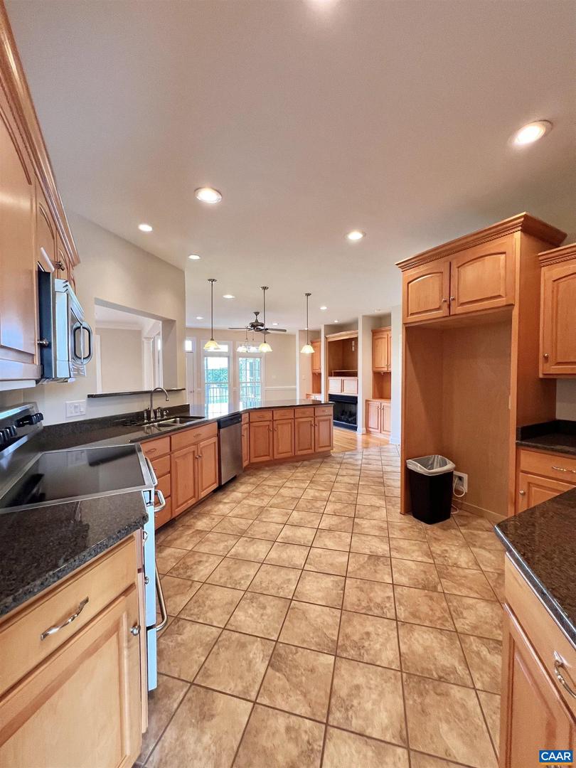 126 GOLF COURSE TRL, AMHERST, Virginia 24521, 5 Bedrooms Bedrooms, ,5 BathroomsBathrooms,Residential,For sale,126 GOLF COURSE TRL,668293 MLS # 668293