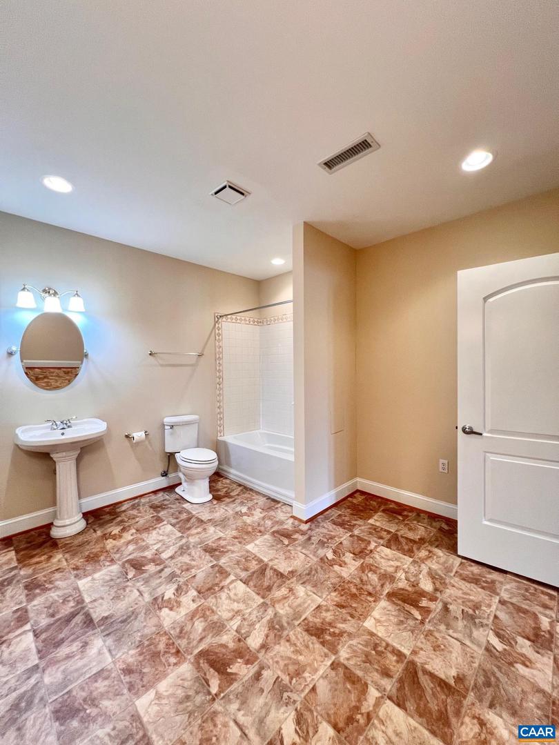 126 GOLF COURSE TRL, AMHERST, Virginia 24521, 5 Bedrooms Bedrooms, ,5 BathroomsBathrooms,Residential,For sale,126 GOLF COURSE TRL,668293 MLS # 668293