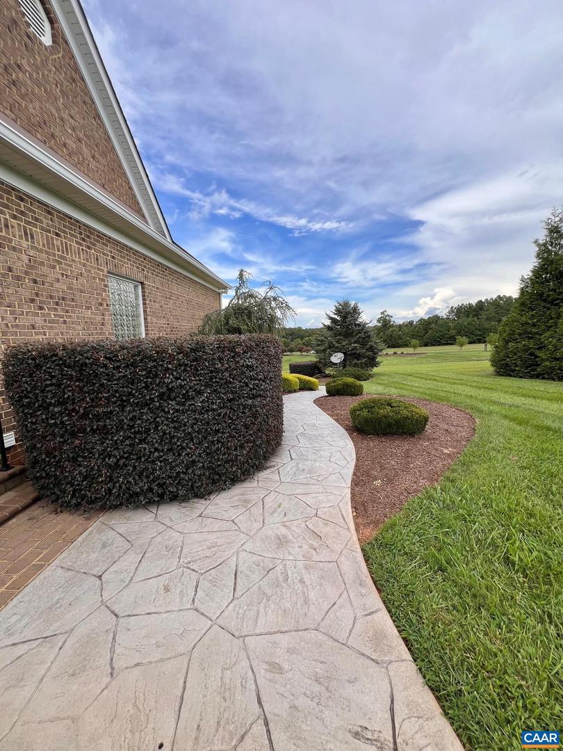126 GOLF COURSE TRL, AMHERST, Virginia 24521, 5 Bedrooms Bedrooms, ,5 BathroomsBathrooms,Residential,For sale,126 GOLF COURSE TRL,668293 MLS # 668293