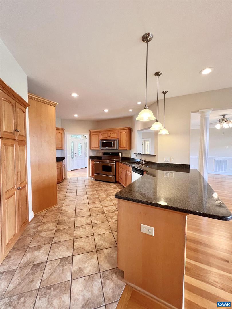 126 GOLF COURSE TRL, AMHERST, Virginia 24521, 5 Bedrooms Bedrooms, ,5 BathroomsBathrooms,Residential,For sale,126 GOLF COURSE TRL,668293 MLS # 668293