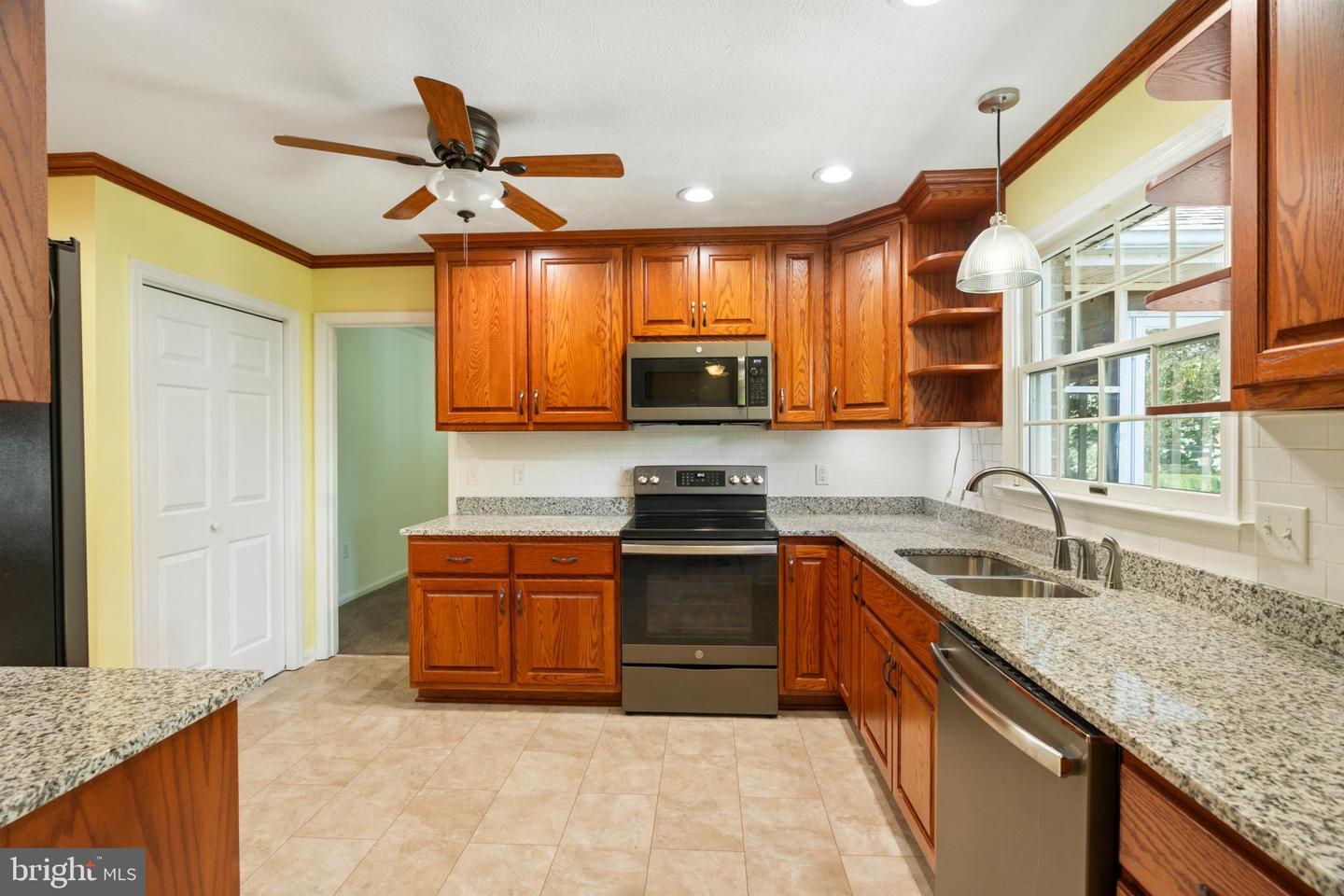 450 HILLCREST RD, EDINBURG, Virginia 22824, 3 Bedrooms Bedrooms, ,2 BathroomsBathrooms,Residential,For sale,450 HILLCREST RD,VASH2012354 MLS # VASH2012354