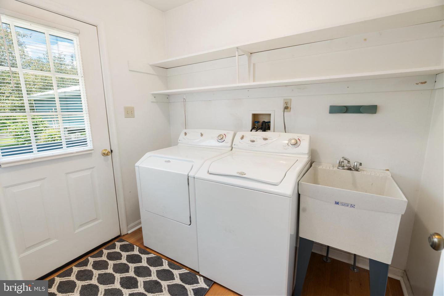 450 HILLCREST RD, EDINBURG, Virginia 22824, 3 Bedrooms Bedrooms, ,2 BathroomsBathrooms,Residential,For sale,450 HILLCREST RD,VASH2012354 MLS # VASH2012354