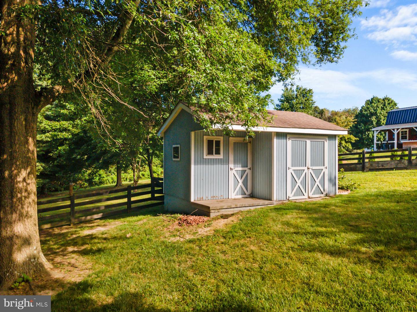 450 HILLCREST RD, EDINBURG, Virginia 22824, 3 Bedrooms Bedrooms, ,2 BathroomsBathrooms,Residential,For sale,450 HILLCREST RD,VASH2012354 MLS # VASH2012354