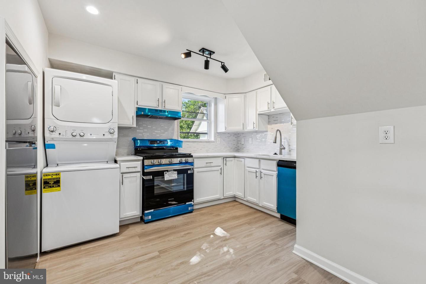 135 POLK DR, MANASSAS PARK, Virginia 20111, 3 Bedrooms Bedrooms, ,1 BathroomBathrooms,Residential,For sale,135 POLK DR,VAMP2003268 MLS # VAMP2003268