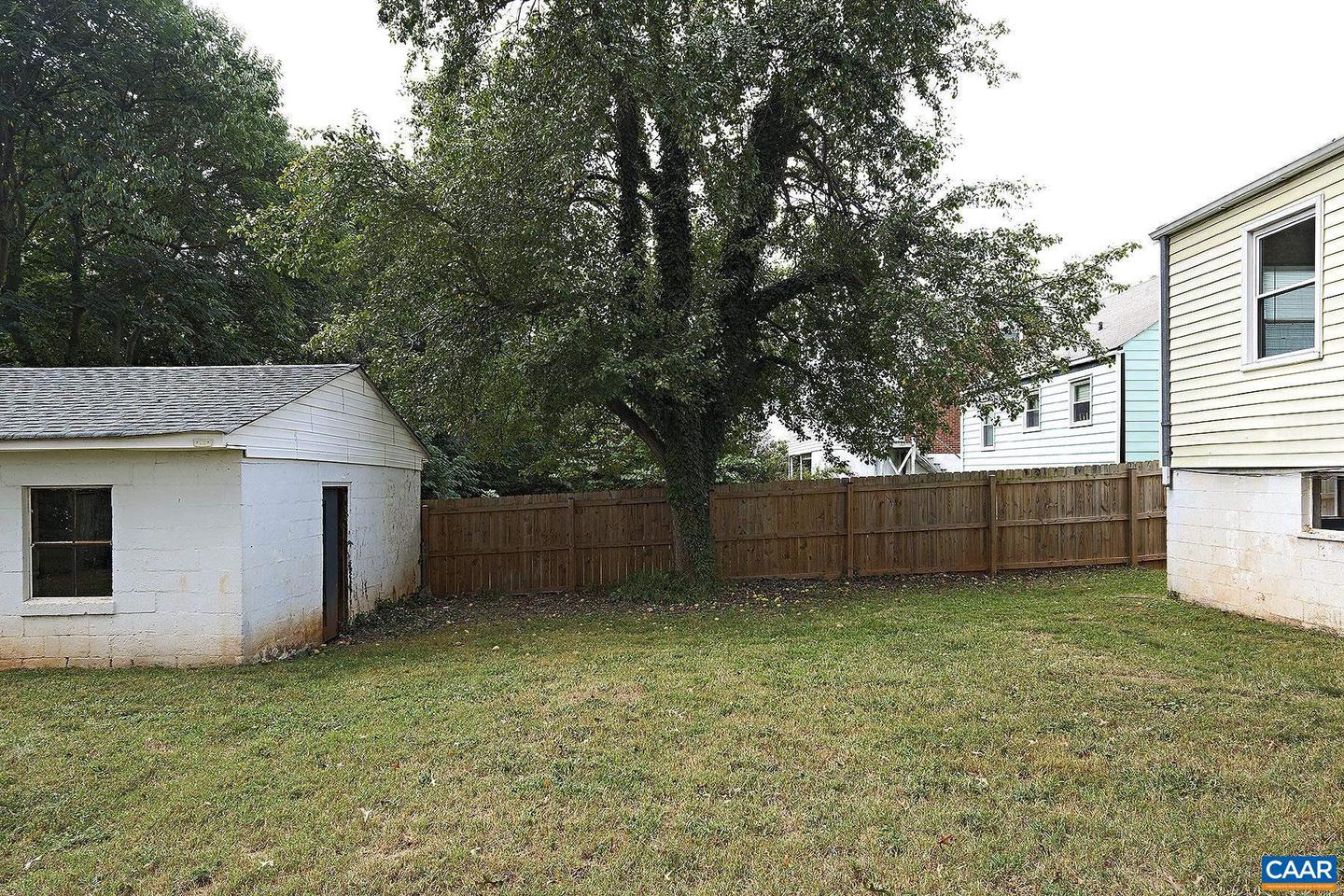 824 BLENHEIM AVE, CHARLOTTESVILLE, Virginia 22902, 3 Bedrooms Bedrooms, ,1 BathroomBathrooms,Residential,For sale,824 BLENHEIM AVE,668298 MLS # 668298