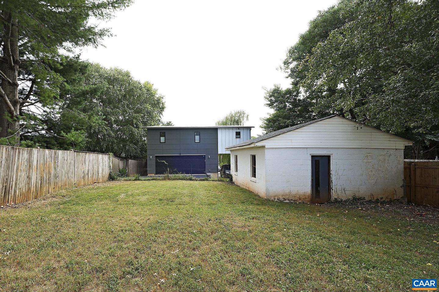 824 BLENHEIM AVE, CHARLOTTESVILLE, Virginia 22902, 3 Bedrooms Bedrooms, ,1 BathroomBathrooms,Residential,For sale,824 BLENHEIM AVE,668298 MLS # 668298