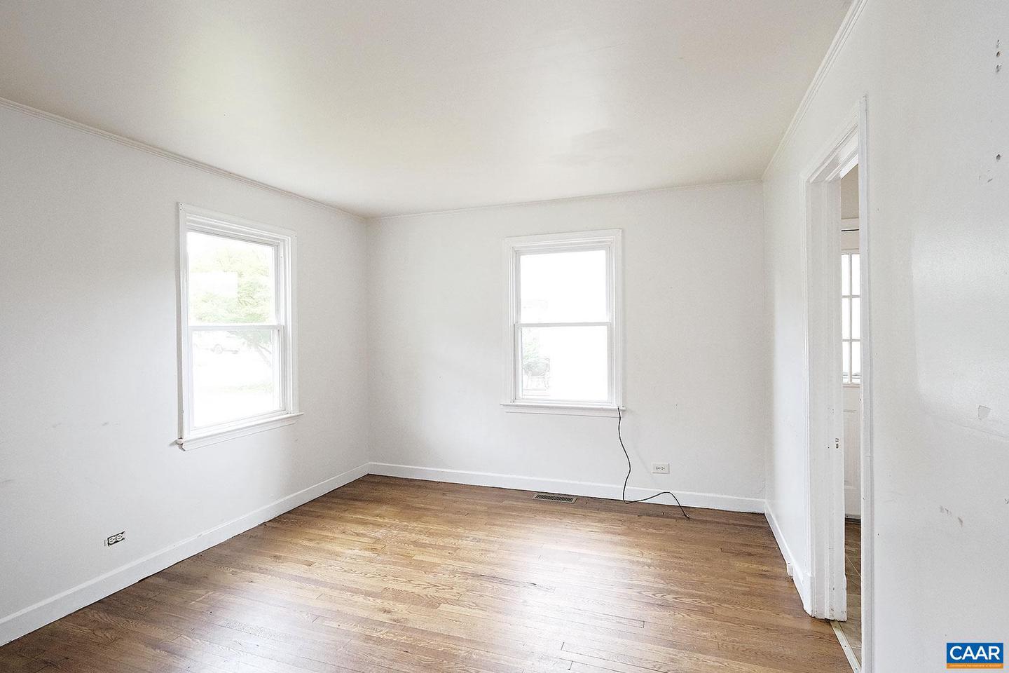 824 BLENHEIM AVE, CHARLOTTESVILLE, Virginia 22902, 3 Bedrooms Bedrooms, ,1 BathroomBathrooms,Residential,For sale,824 BLENHEIM AVE,668298 MLS # 668298