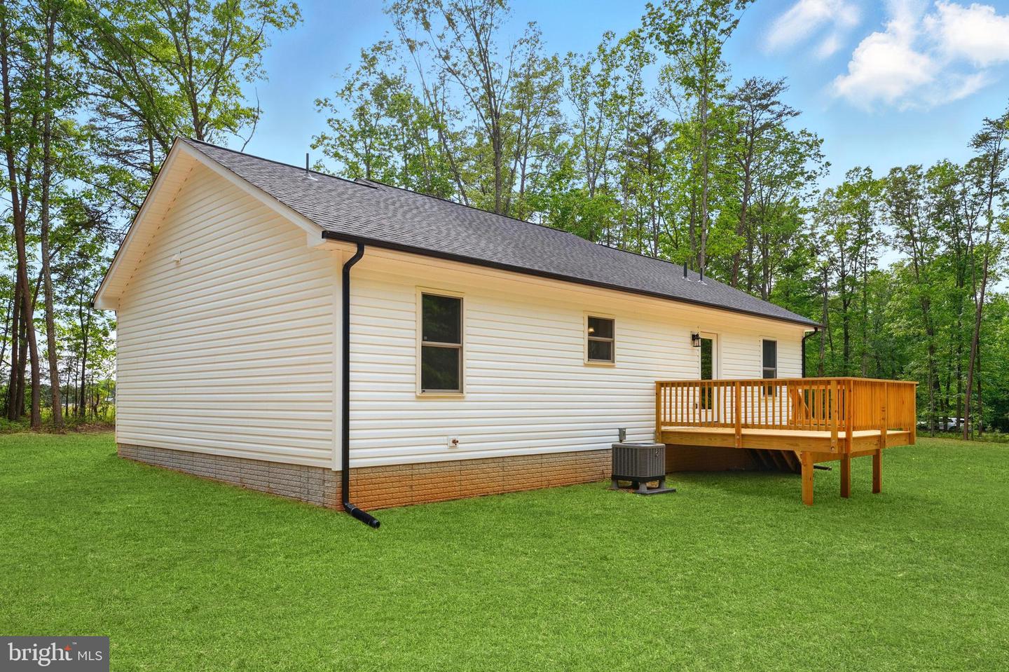 19204 CONSTITUTION HWY, ORANGE, Virginia 22960, 3 Bedrooms Bedrooms, ,2 BathroomsBathrooms,Residential,For sale,19204 CONSTITUTION HWY,VAOR2010596 MLS # VAOR2010596