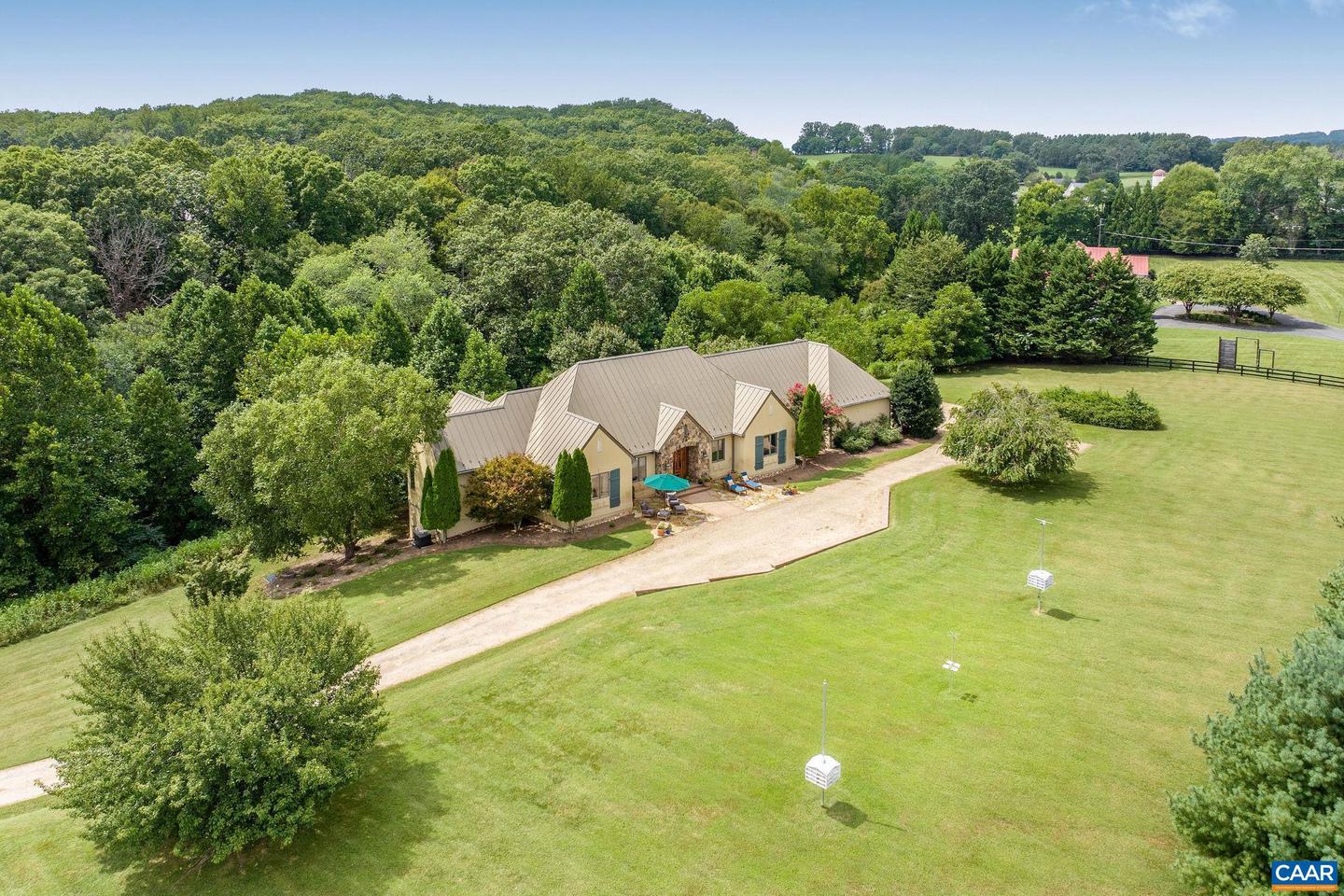 2940 MILTON VILLAGE LN, CHARLOTTESVILLE, Virginia 22902, 4 Bedrooms Bedrooms, ,4 BathroomsBathrooms,Residential,For sale,2940 MILTON VILLAGE LN,668313 MLS # 668313