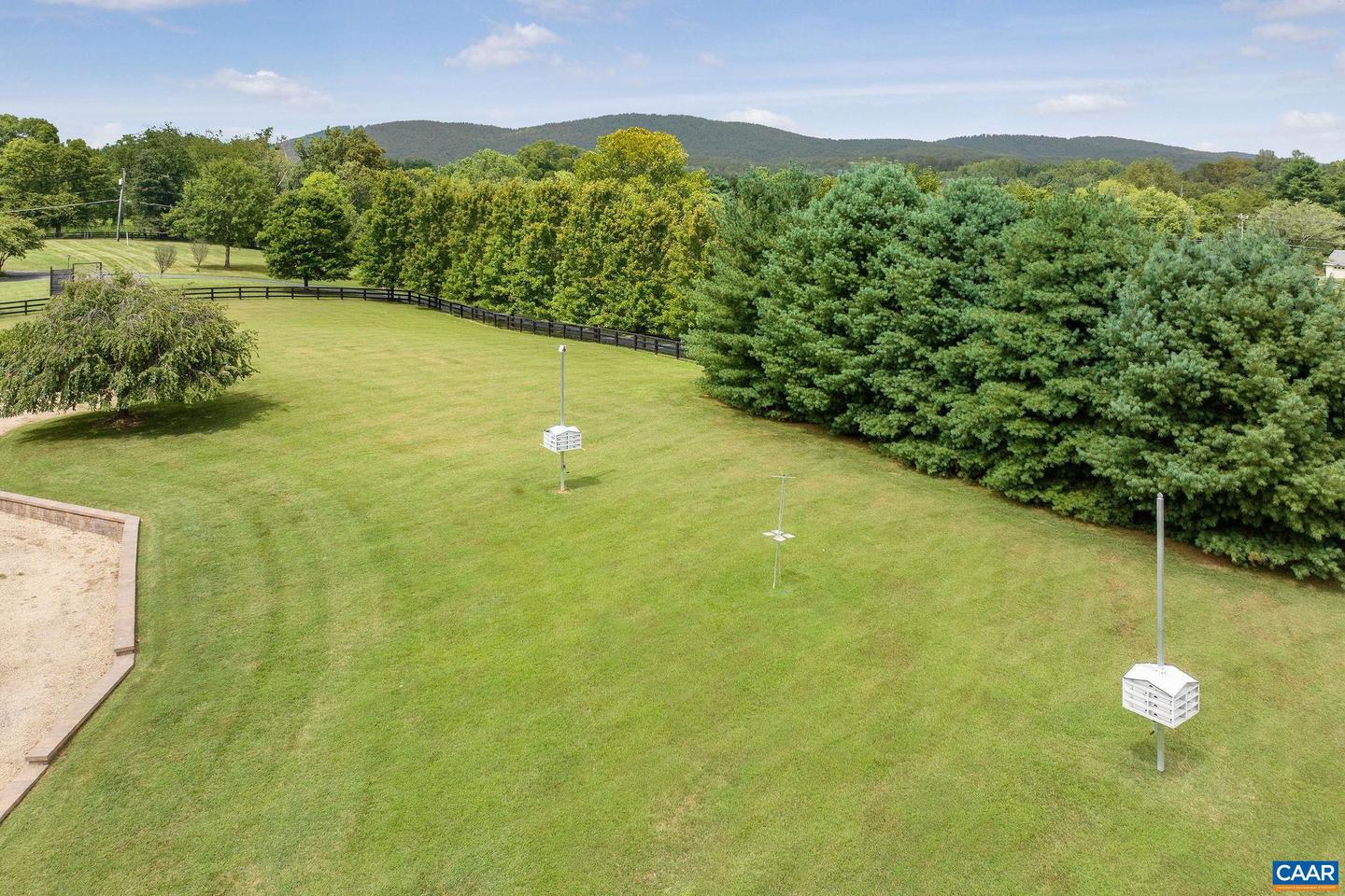 2940 MILTON VILLAGE LN, CHARLOTTESVILLE, Virginia 22902, 4 Bedrooms Bedrooms, ,4 BathroomsBathrooms,Residential,For sale,2940 MILTON VILLAGE LN,668313 MLS # 668313