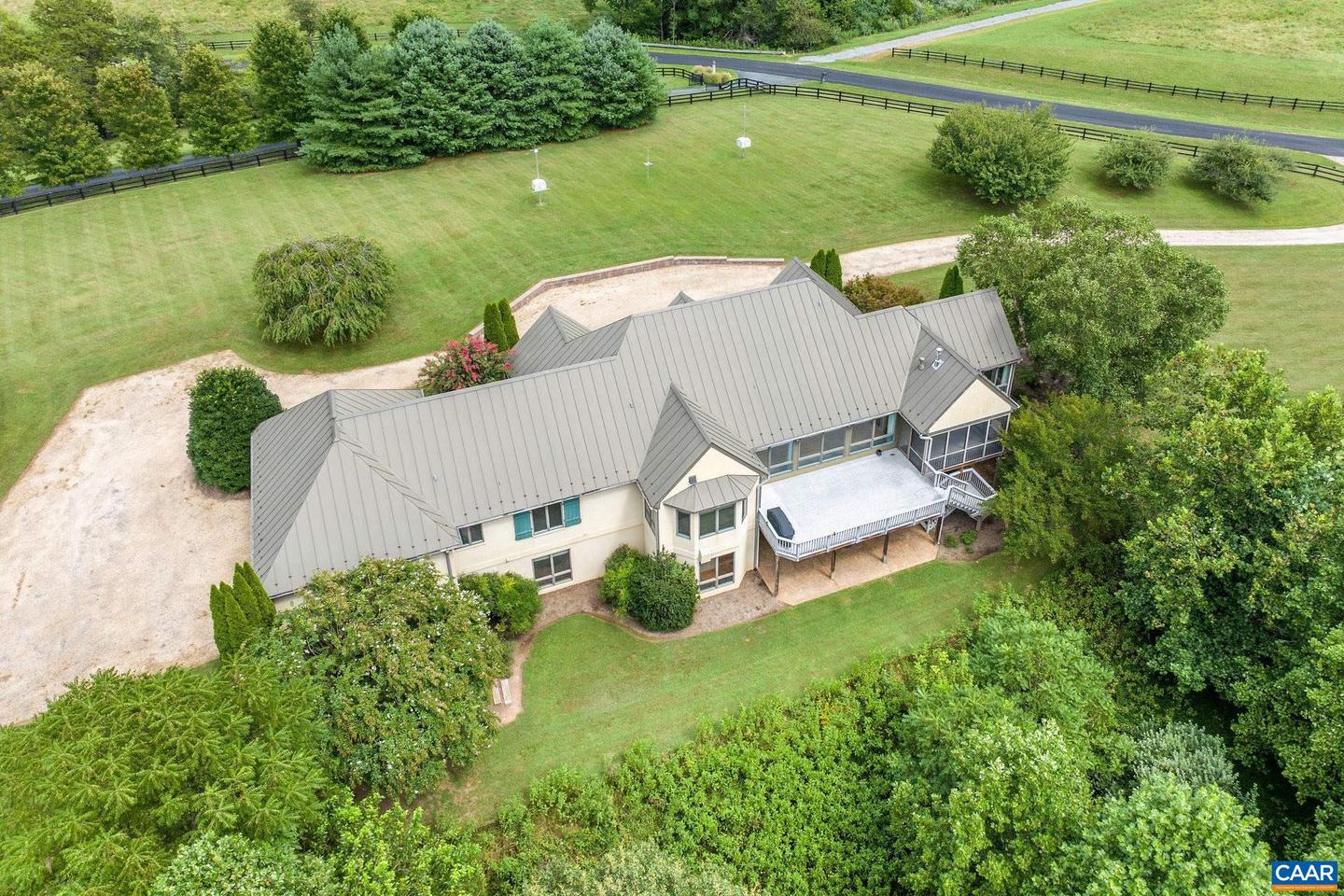 2940 MILTON VILLAGE LN, CHARLOTTESVILLE, Virginia 22902, 4 Bedrooms Bedrooms, ,4 BathroomsBathrooms,Residential,For sale,2940 MILTON VILLAGE LN,668313 MLS # 668313