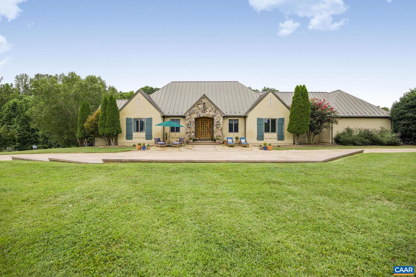 2940 MILTON VILLAGE LN, CHARLOTTESVILLE, Virginia 22902, 4 Bedrooms Bedrooms, ,4 BathroomsBathrooms,Residential,For sale,2940 MILTON VILLAGE LN,668313 MLS # 668313