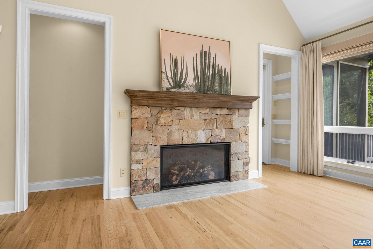 2940 MILTON VILLAGE LN, CHARLOTTESVILLE, Virginia 22902, 4 Bedrooms Bedrooms, ,4 BathroomsBathrooms,Residential,For sale,2940 MILTON VILLAGE LN,668313 MLS # 668313