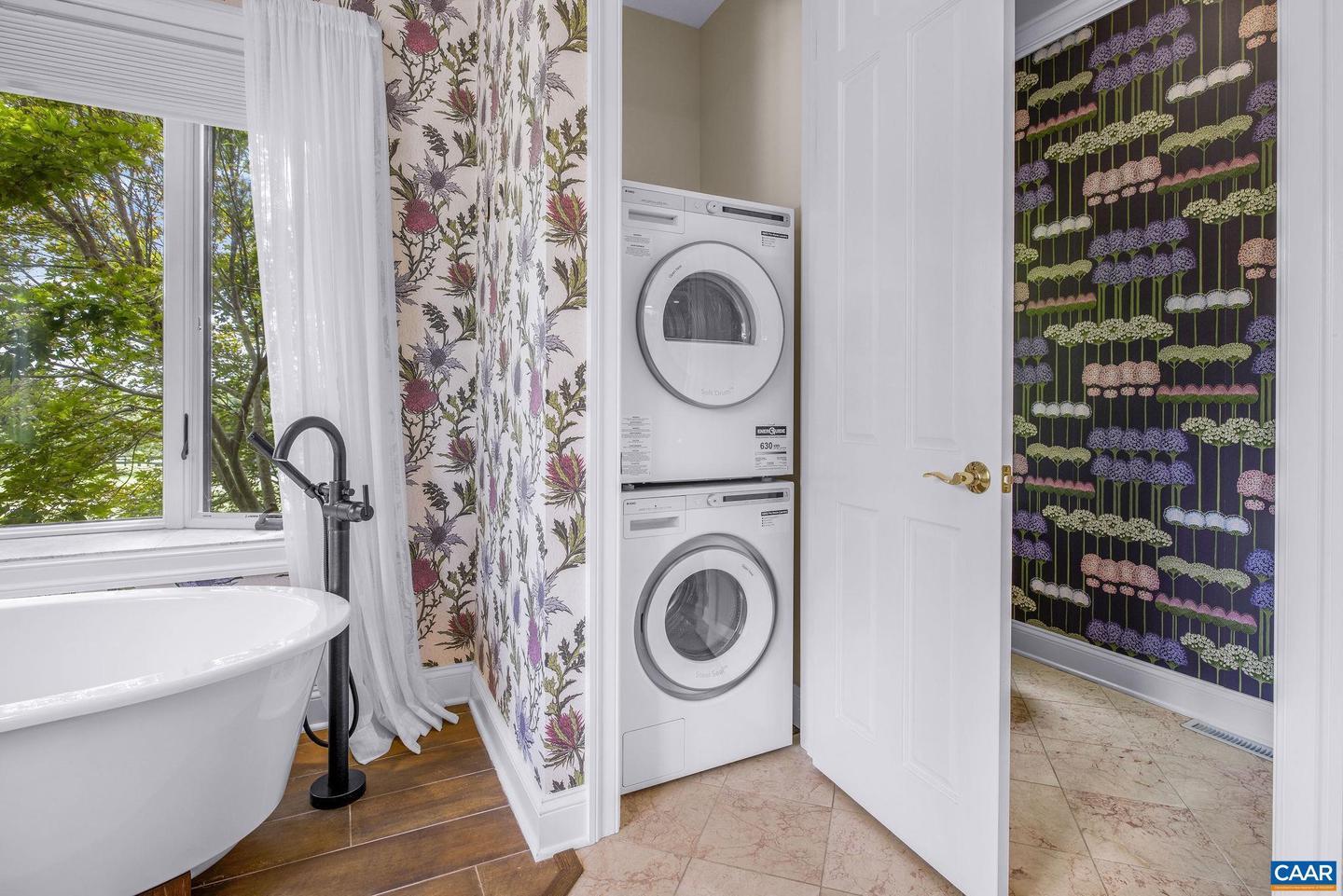 2940 MILTON VILLAGE LN, CHARLOTTESVILLE, Virginia 22902, 4 Bedrooms Bedrooms, ,4 BathroomsBathrooms,Residential,For sale,2940 MILTON VILLAGE LN,668313 MLS # 668313