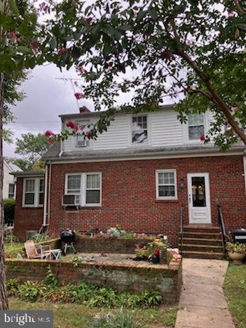 102 E MONROE AVE, ALEXANDRIA, Virginia 22301, 2 Bedrooms Bedrooms, ,1 BathroomBathrooms,Residential,For sale,102 E MONROE AVE,VAAX2049054 MLS # VAAX2049054