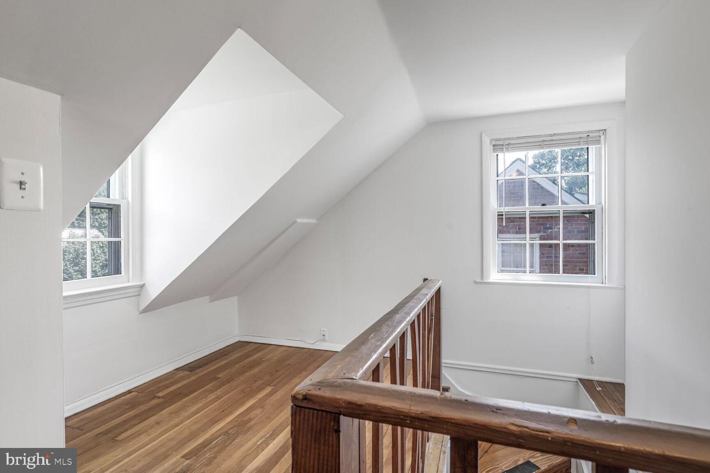 834 N ABINGDON ST, ARLINGTON, Virginia 22203, 4 Bedrooms Bedrooms, ,2 BathroomsBathrooms,Residential,For sale,834 N ABINGDON ST,VAAR2057106 MLS # VAAR2057106