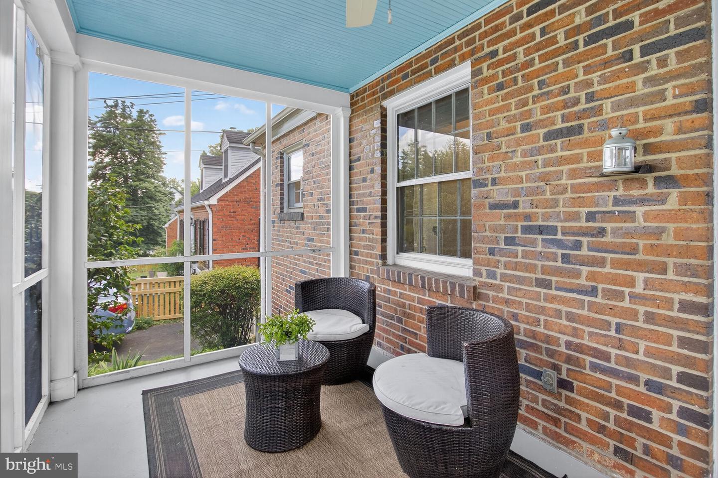 834 N ABINGDON ST, ARLINGTON, Virginia 22203, 4 Bedrooms Bedrooms, ,2 BathroomsBathrooms,Residential,For sale,834 N ABINGDON ST,VAAR2057106 MLS # VAAR2057106