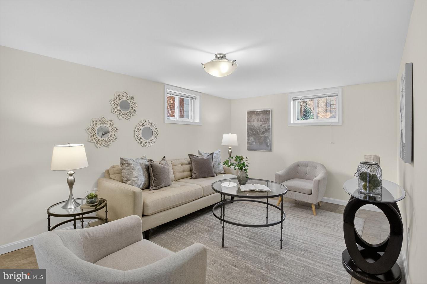 834 N ABINGDON ST, ARLINGTON, Virginia 22203, 4 Bedrooms Bedrooms, ,2 BathroomsBathrooms,Residential,For sale,834 N ABINGDON ST,VAAR2057106 MLS # VAAR2057106