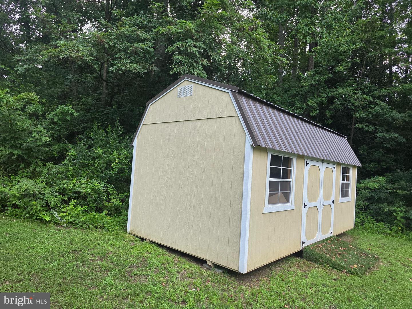 416 BERRY HILL RD, TAPPAHANNOCK, Virginia 22560, 3 Bedrooms Bedrooms, 6 Rooms Rooms,2 BathroomsBathrooms,Residential,For sale,416 BERRY HILL RD,VAES2000916 MLS # VAES2000916