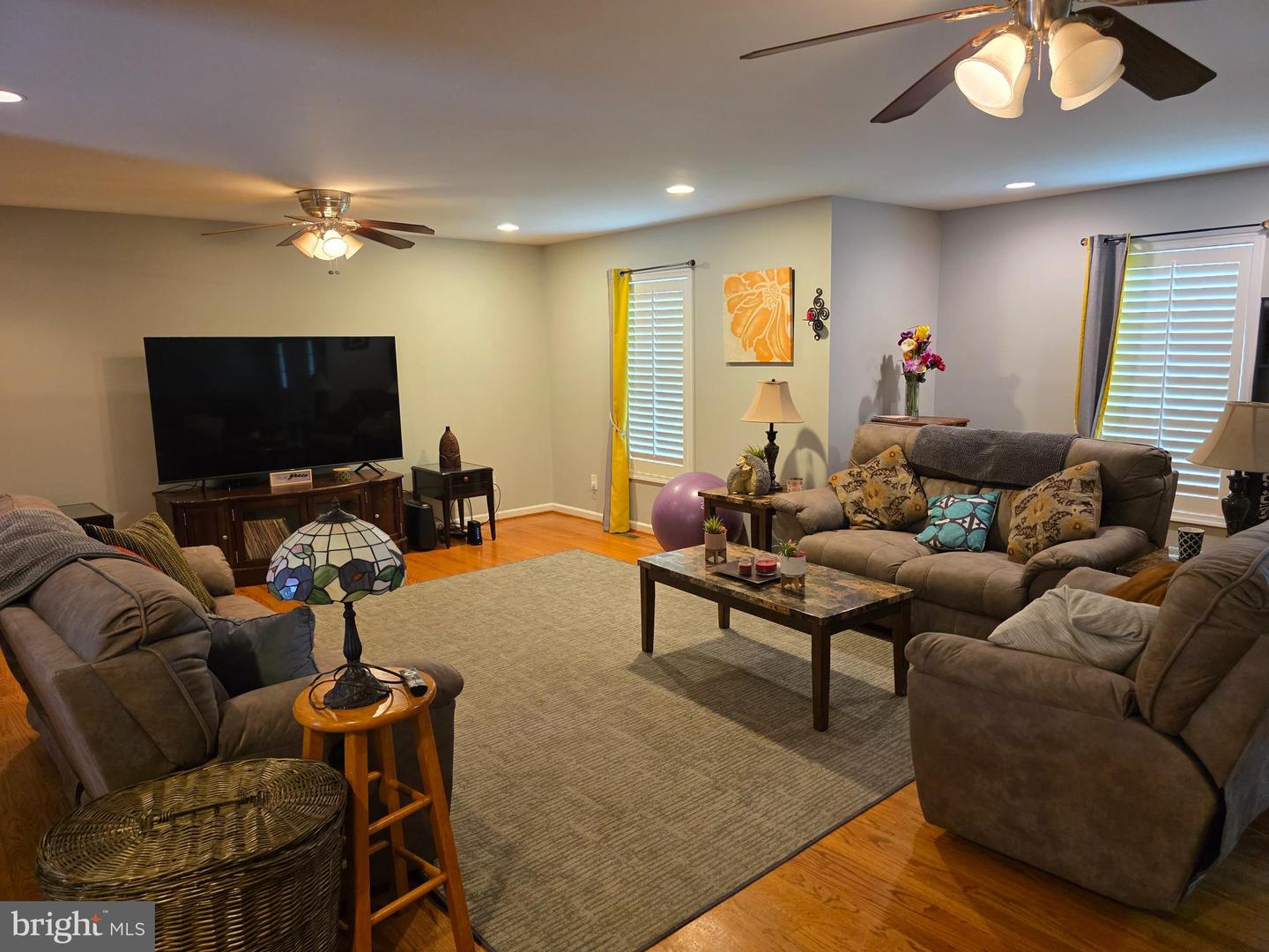416 BERRY HILL RD, TAPPAHANNOCK, Virginia 22560, 3 Bedrooms Bedrooms, 6 Rooms Rooms,2 BathroomsBathrooms,Residential,For sale,416 BERRY HILL RD,VAES2000916 MLS # VAES2000916