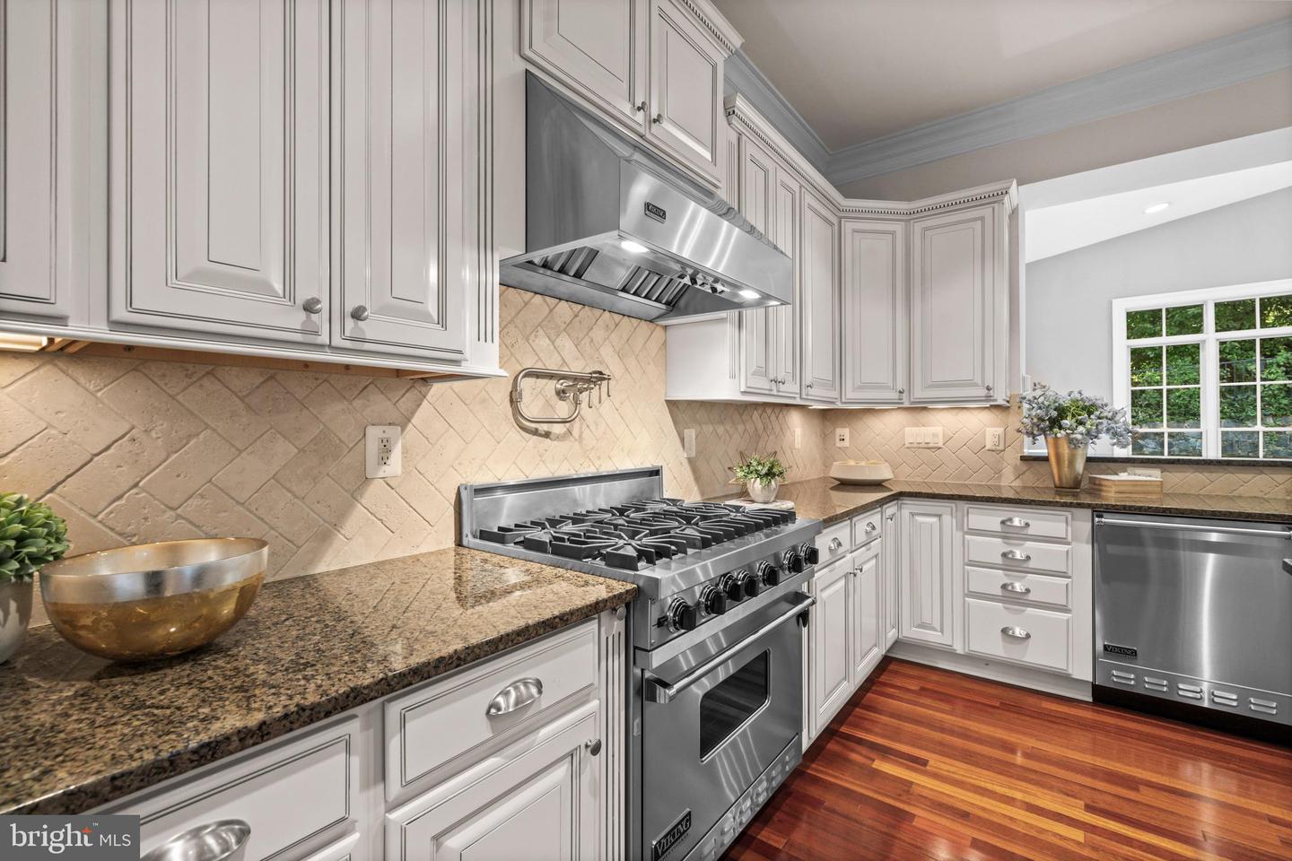 6817 STOCKWELL MANOR DR, FALLS CHURCH, Virginia 22043, 5 Bedrooms Bedrooms, ,4 BathroomsBathrooms,Residential,For sale,6817 STOCKWELL MANOR DR,VAFX2259806 MLS # VAFX2259806